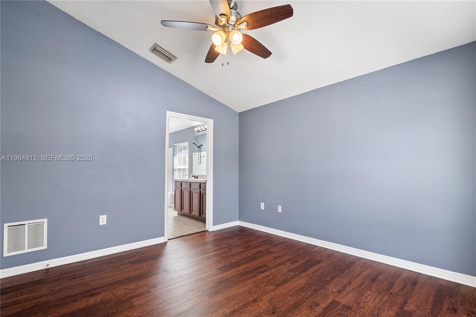 90Q | EAGLE PALM PHASE 1 - Residential Lease