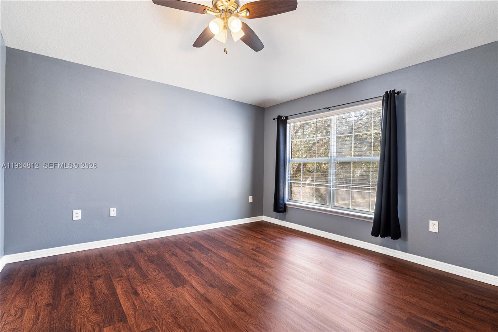 90Q | EAGLE PALM PHASE 1 - Residential Lease