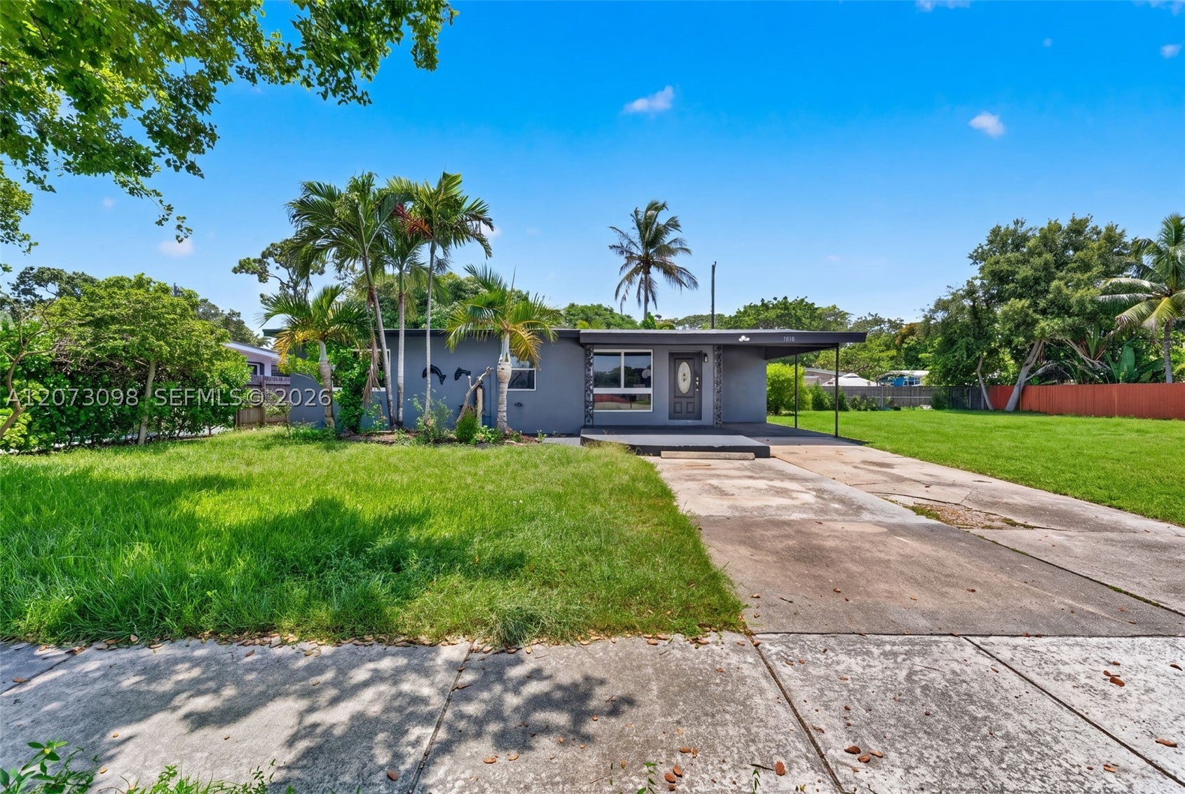 1616 SW 9th St