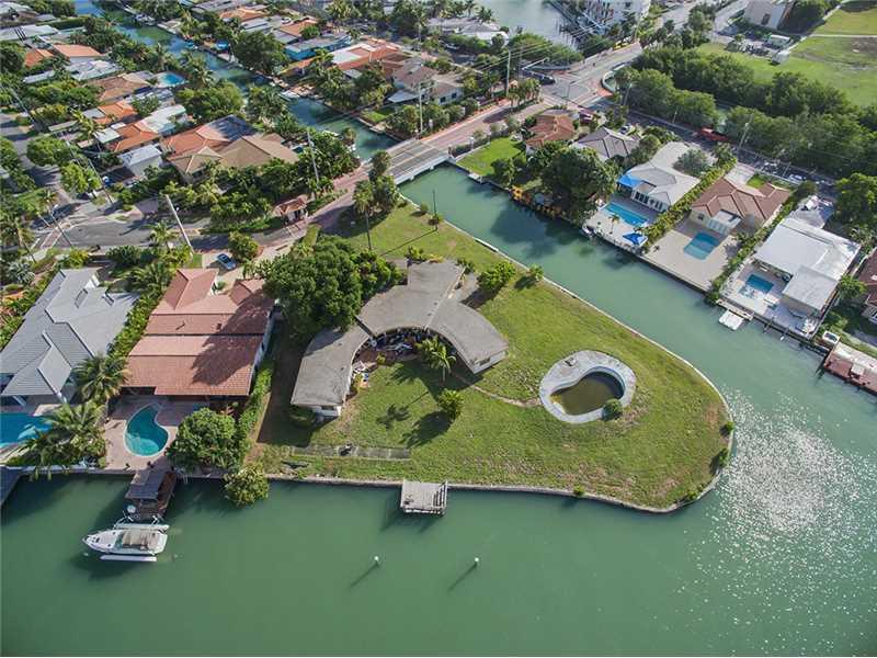 BISCAYNE POINT PB 14-35 - Residential