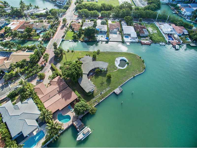 BISCAYNE POINT PB 14-35 - Residential