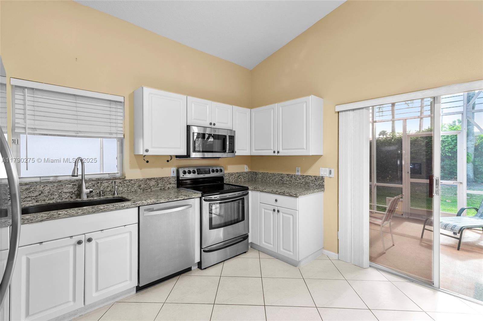 Cascade lakes - Residential