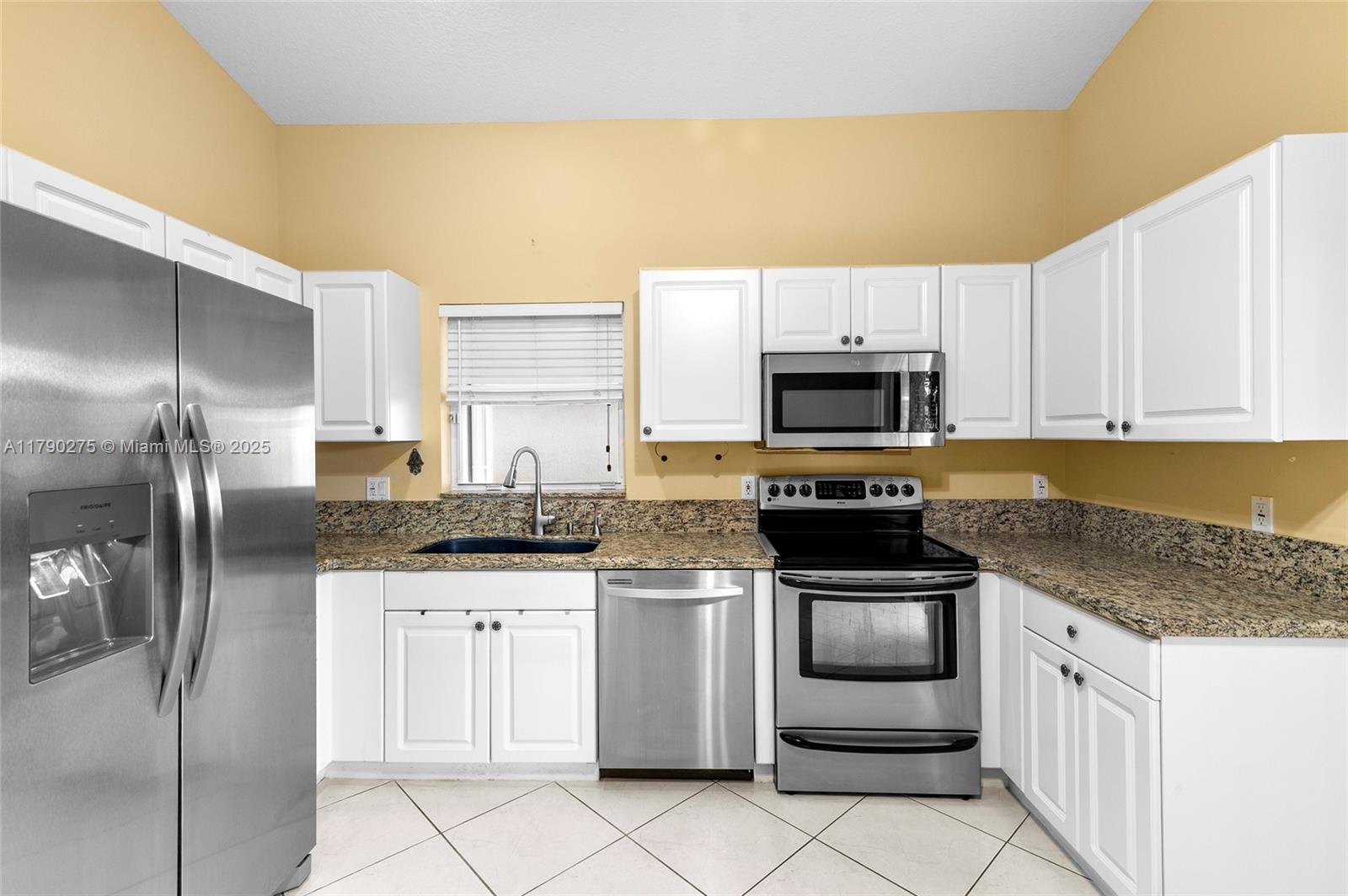 Cascade lakes - Residential