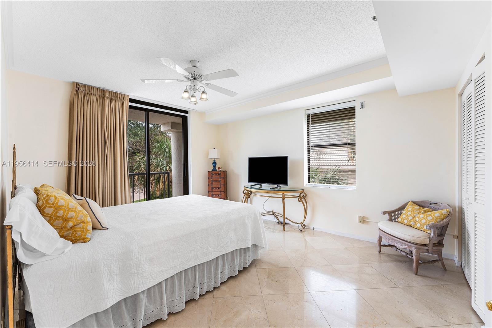 PELICAN WALK 1 CONDO - Residential