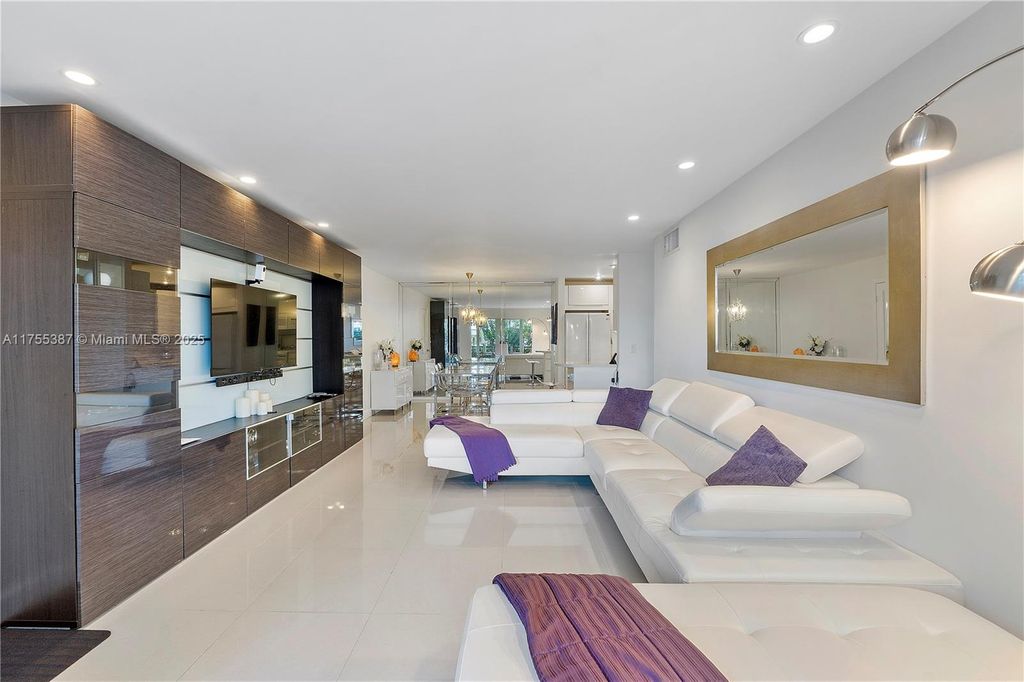 Photo of 6261 Bay Club Dr #2, Fort Lauderdale, FL 33308 (MLS # A11755387)