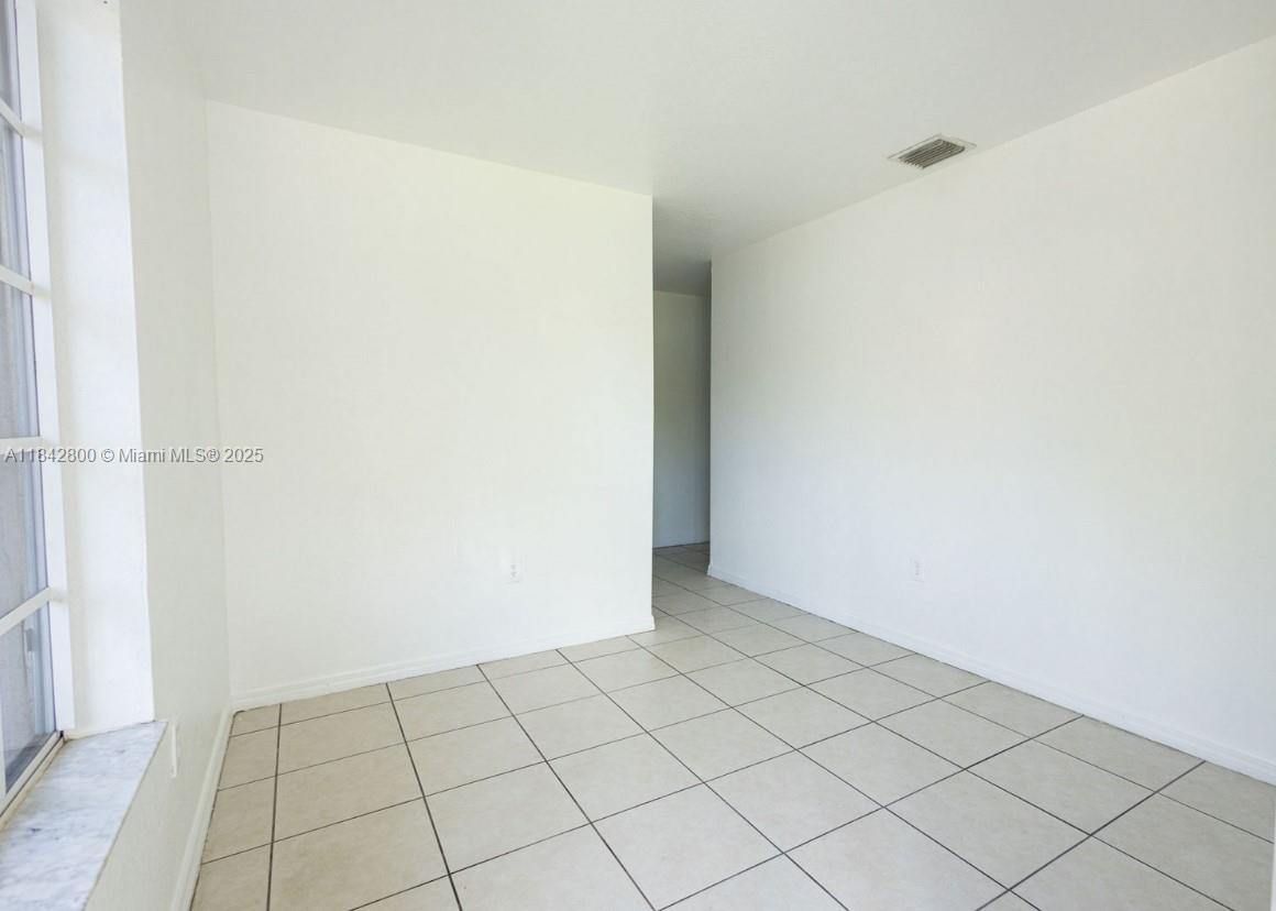 3430 NW 10th Ave