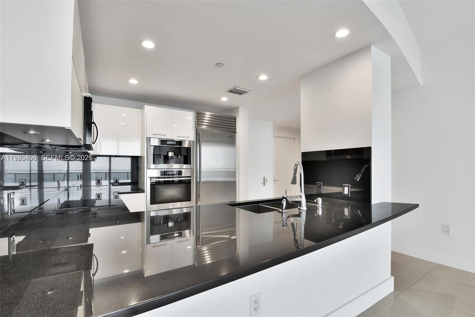 JADE OCEAN CONDO - Residential Lease