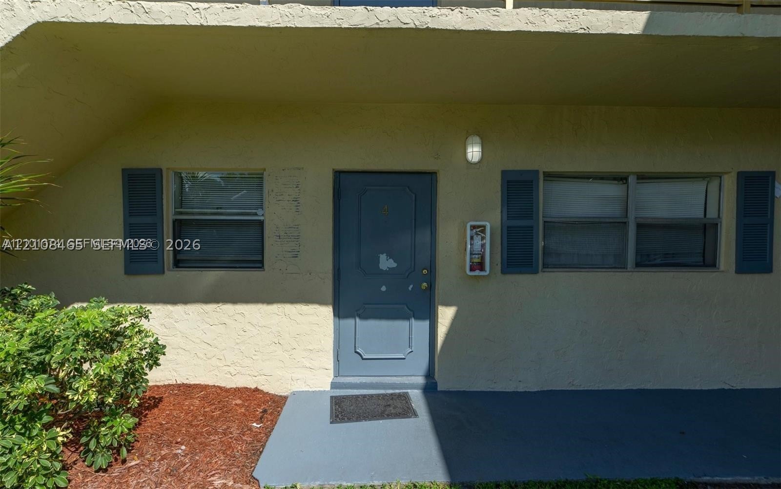 1401 NW 45th St 4
