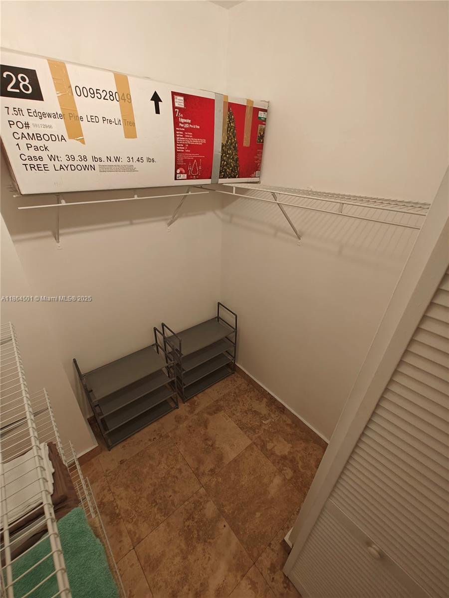 FOUR AMBASSADORS CONDO PH - Residential