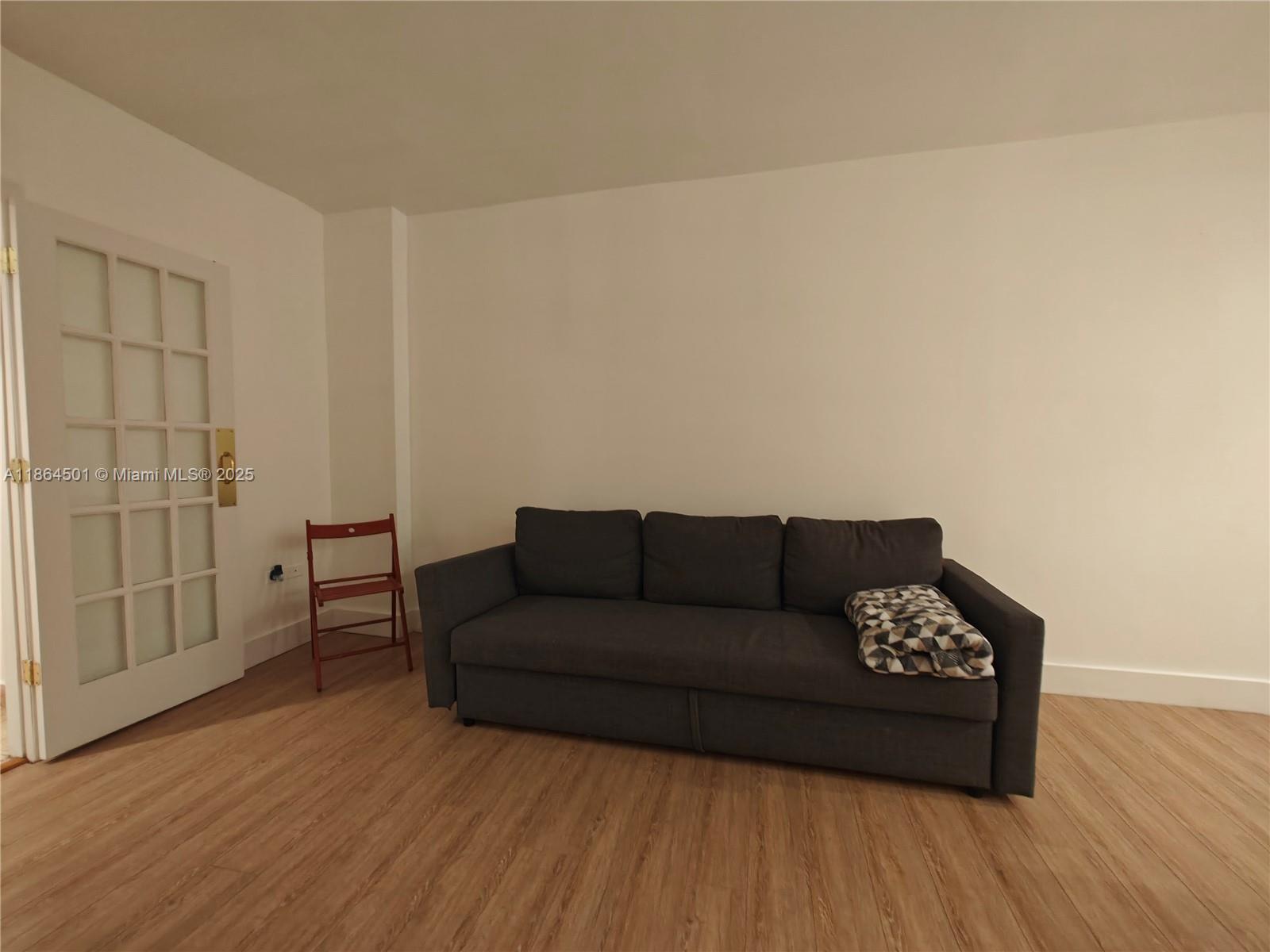 FOUR AMBASSADORS CONDO PH - Residential