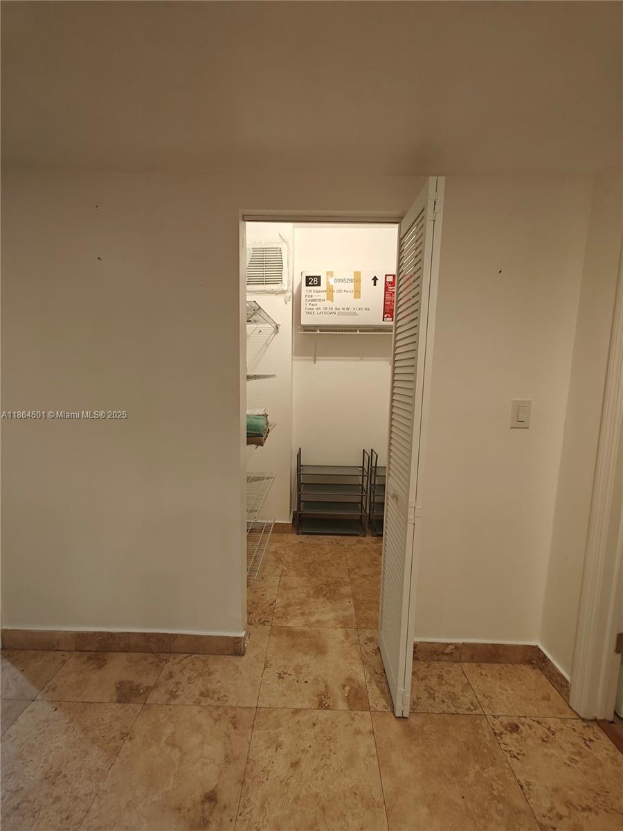 FOUR AMBASSADORS CONDO PH - Residential