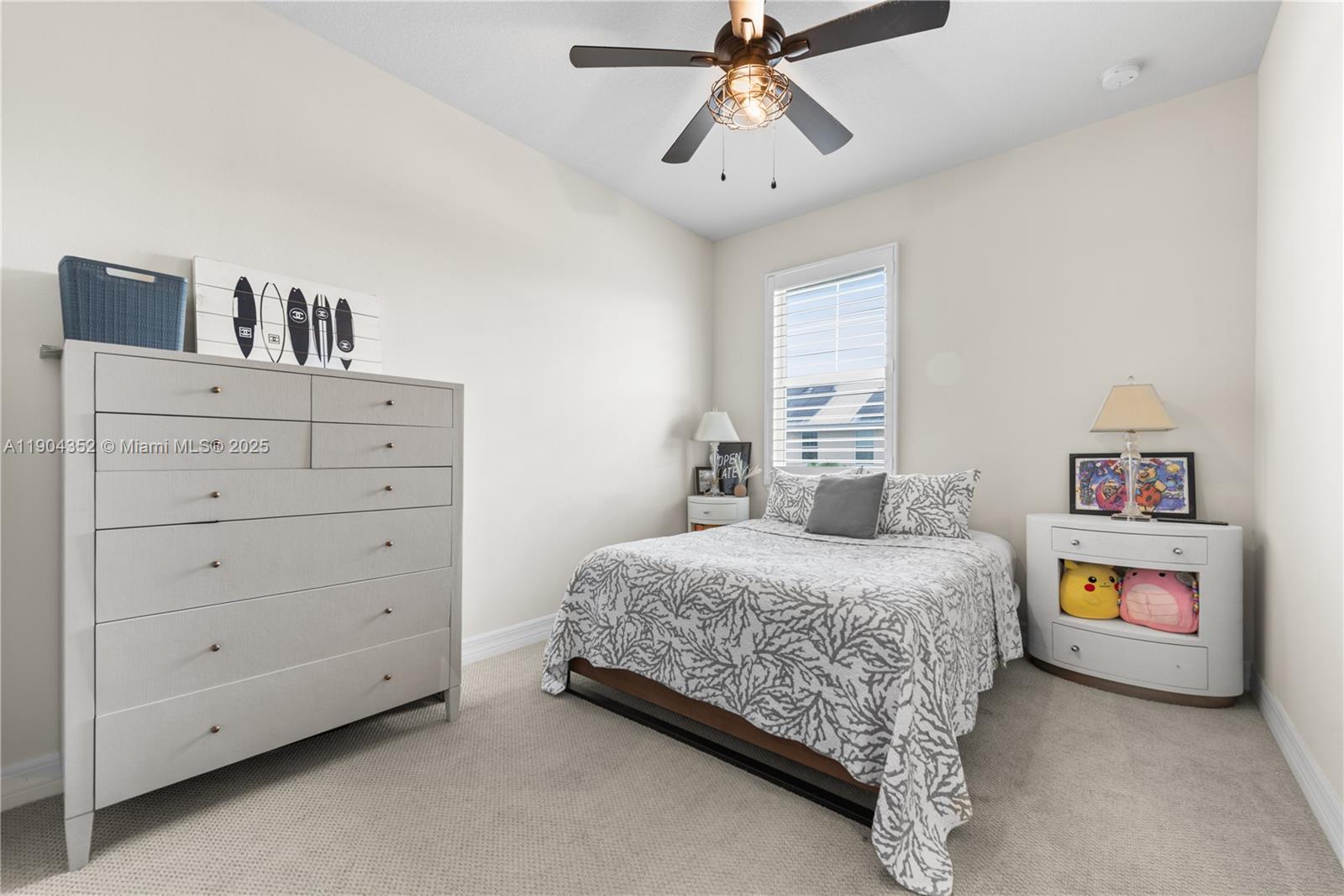 HILLCREST COUNTRY CLUB SO - Residential Lease