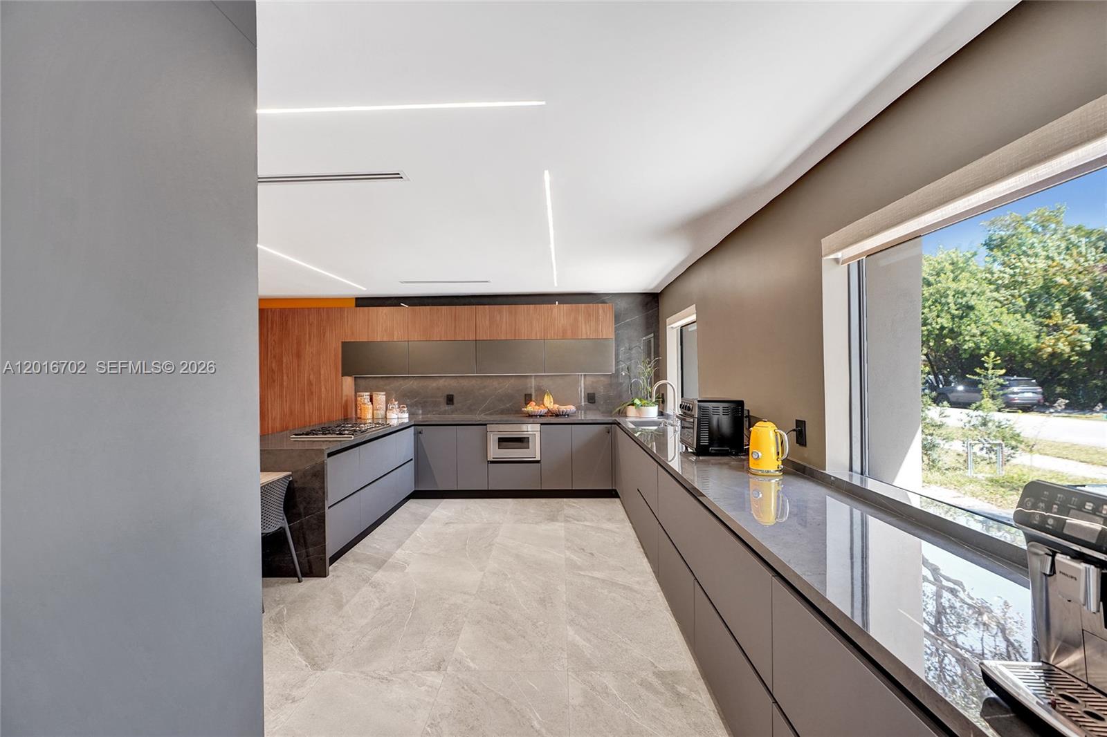 SKYKNOLL ESTATES REPLAT - Residential