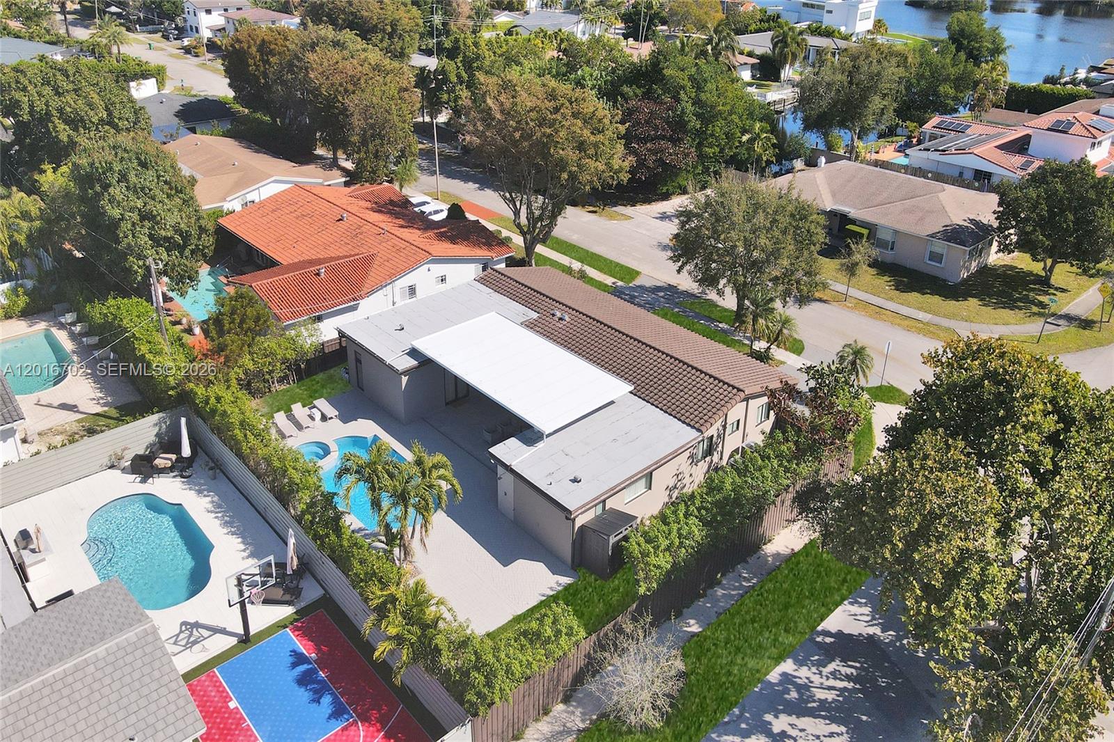 SKYKNOLL ESTATES REPLAT - Residential