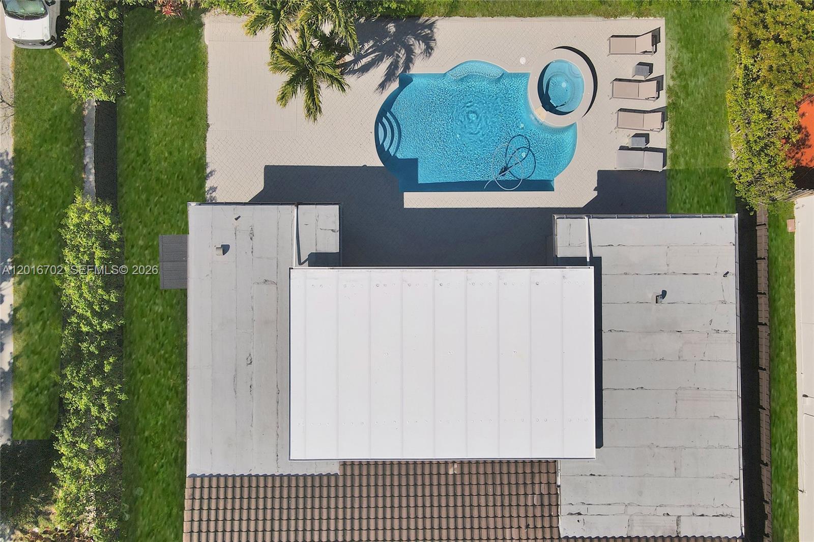 SKYKNOLL ESTATES REPLAT - Residential