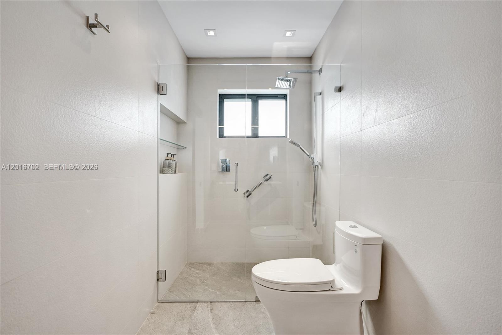 SKYKNOLL ESTATES REPLAT - Residential