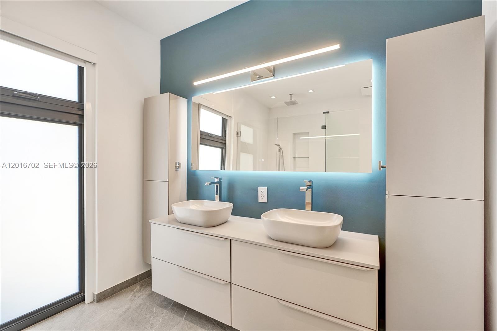 SKYKNOLL ESTATES REPLAT - Residential