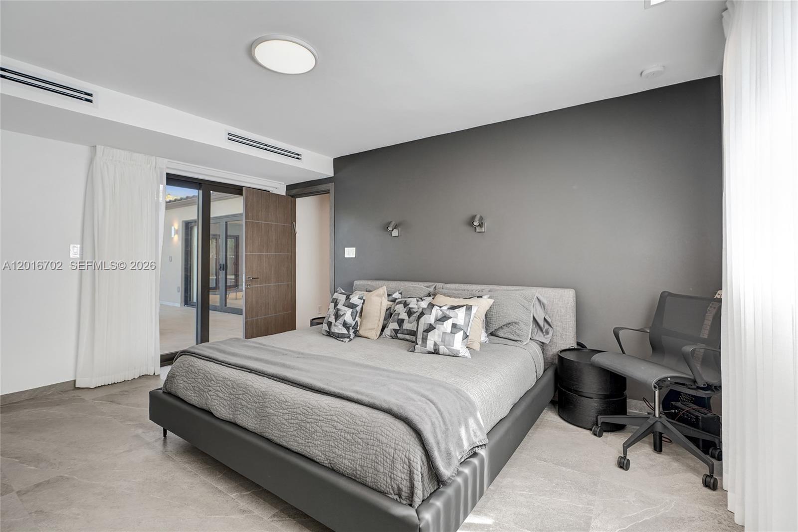 SKYKNOLL ESTATES REPLAT - Residential