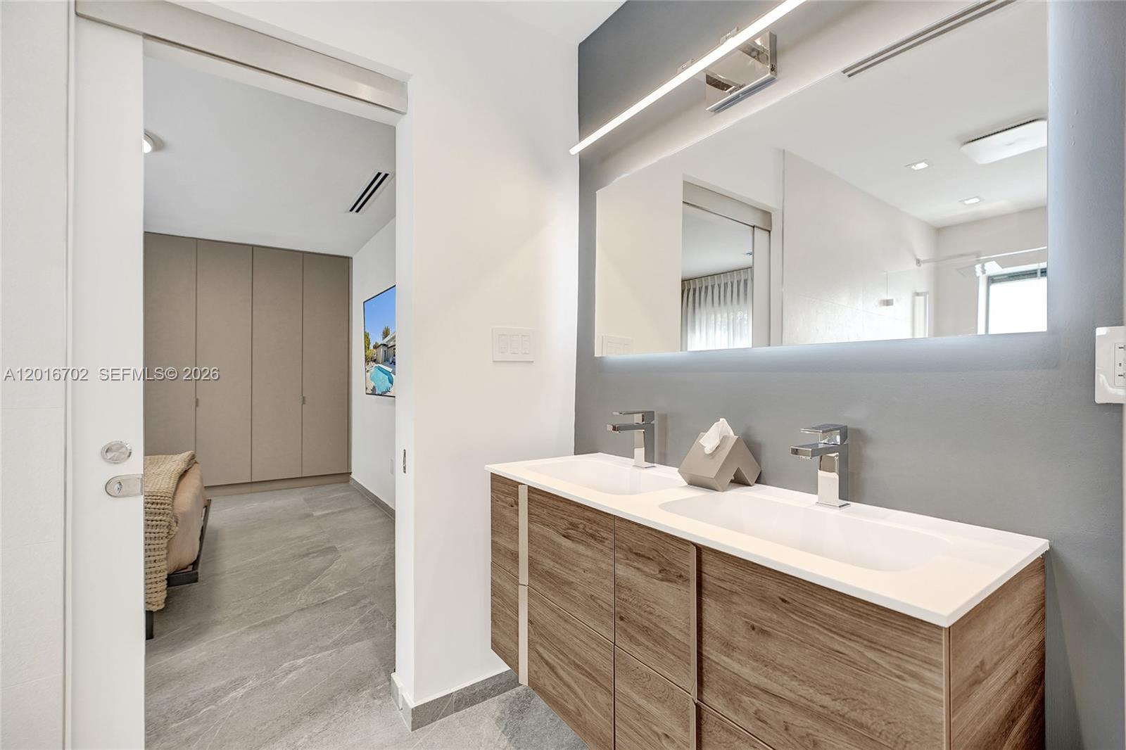 SKYKNOLL ESTATES REPLAT - Residential