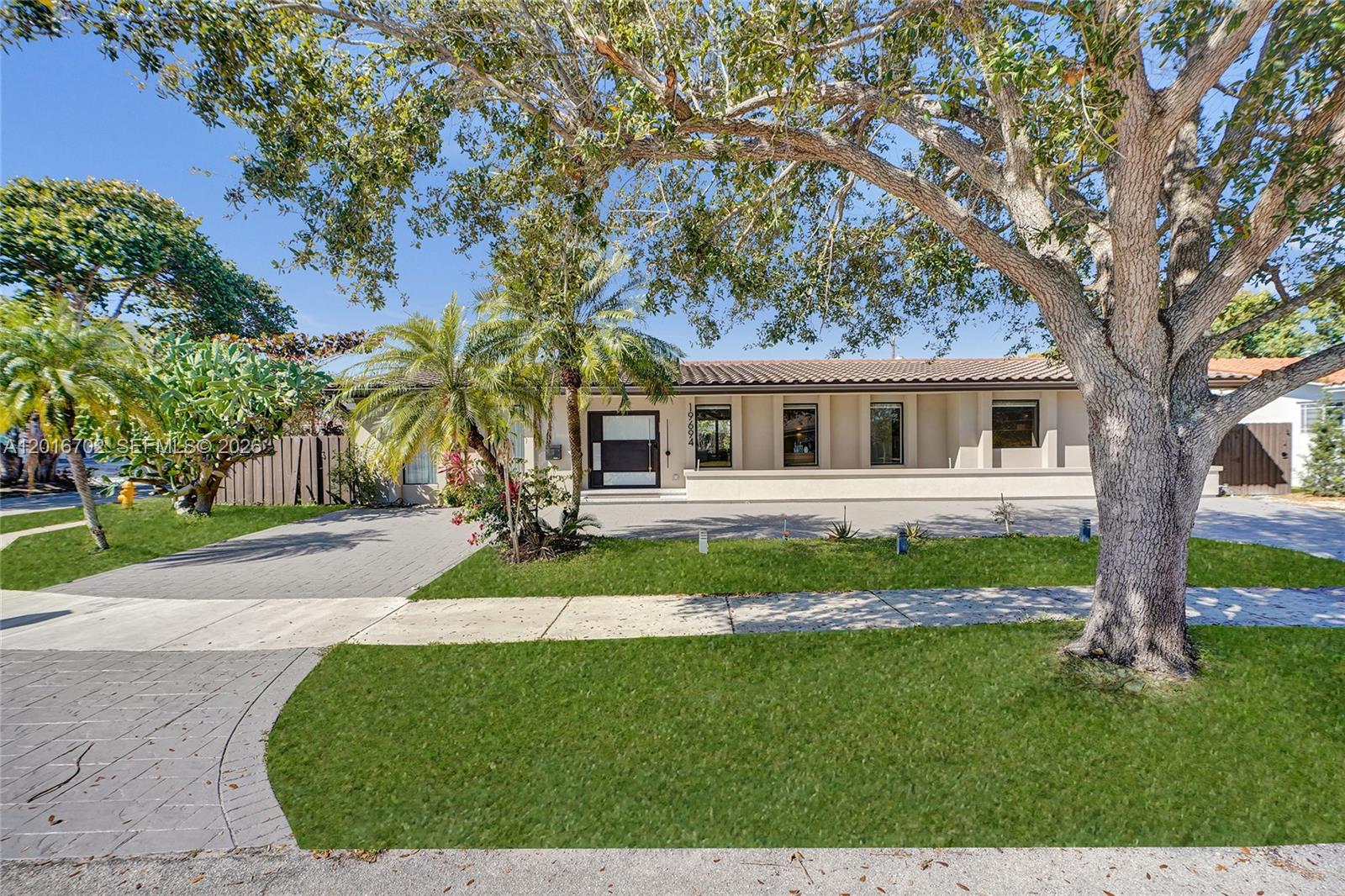 SKYKNOLL ESTATES REPLAT - Residential