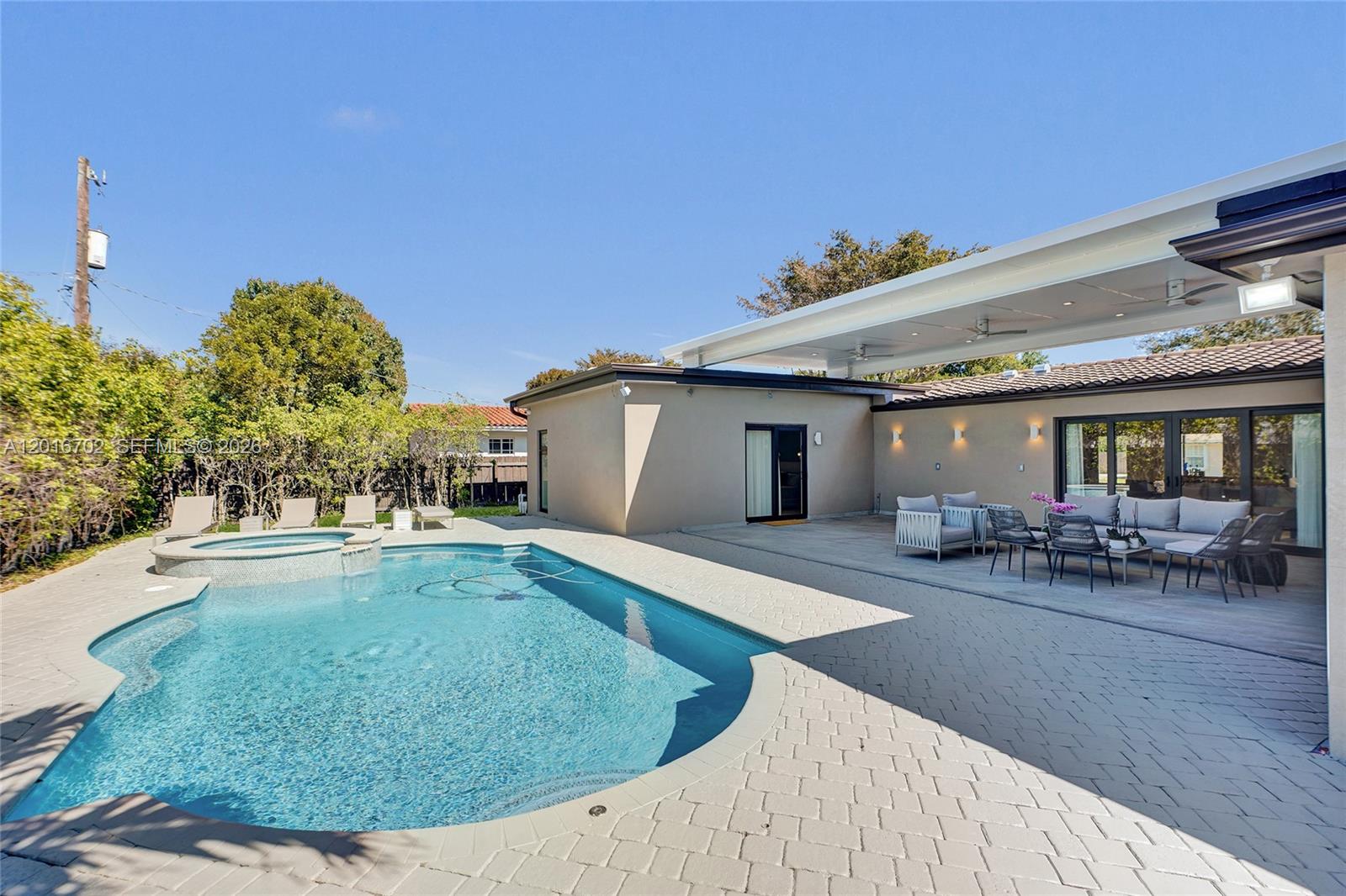 SKYKNOLL ESTATES REPLAT - Residential