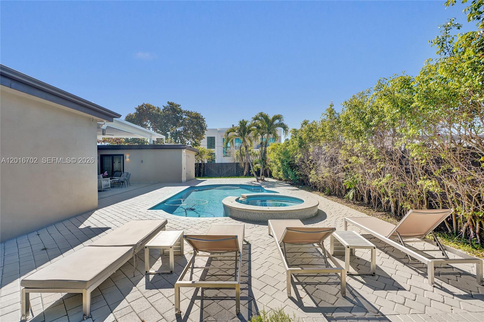 SKYKNOLL ESTATES REPLAT - Residential
