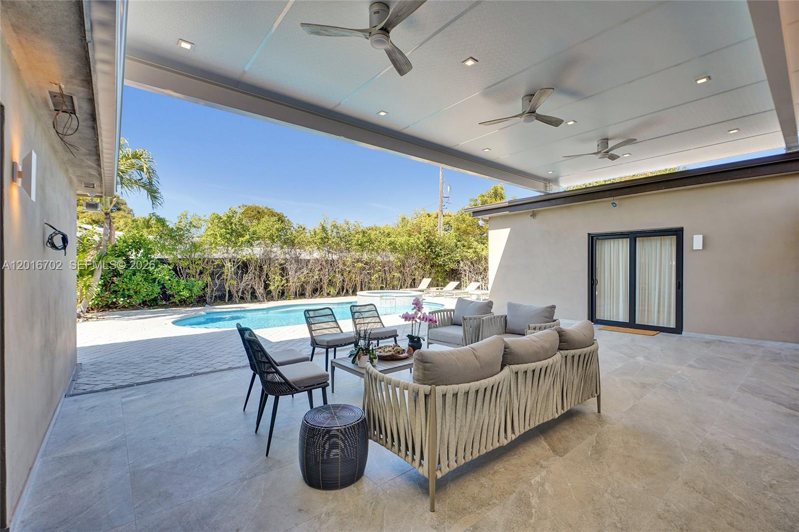 SKYKNOLL ESTATES REPLAT - Residential