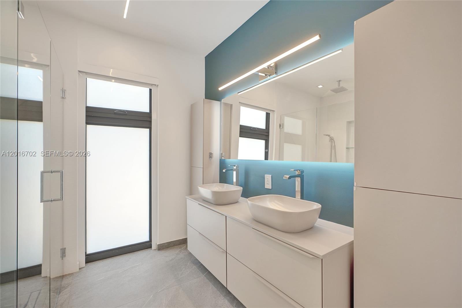 SKYKNOLL ESTATES REPLAT - Residential