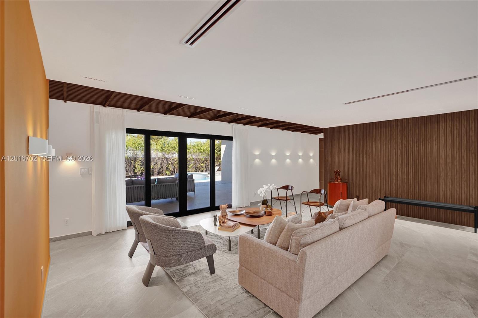 SKYKNOLL ESTATES REPLAT - Residential