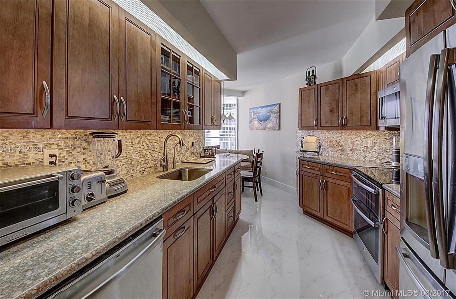 OCEANIA III CONDO - Residential Lease