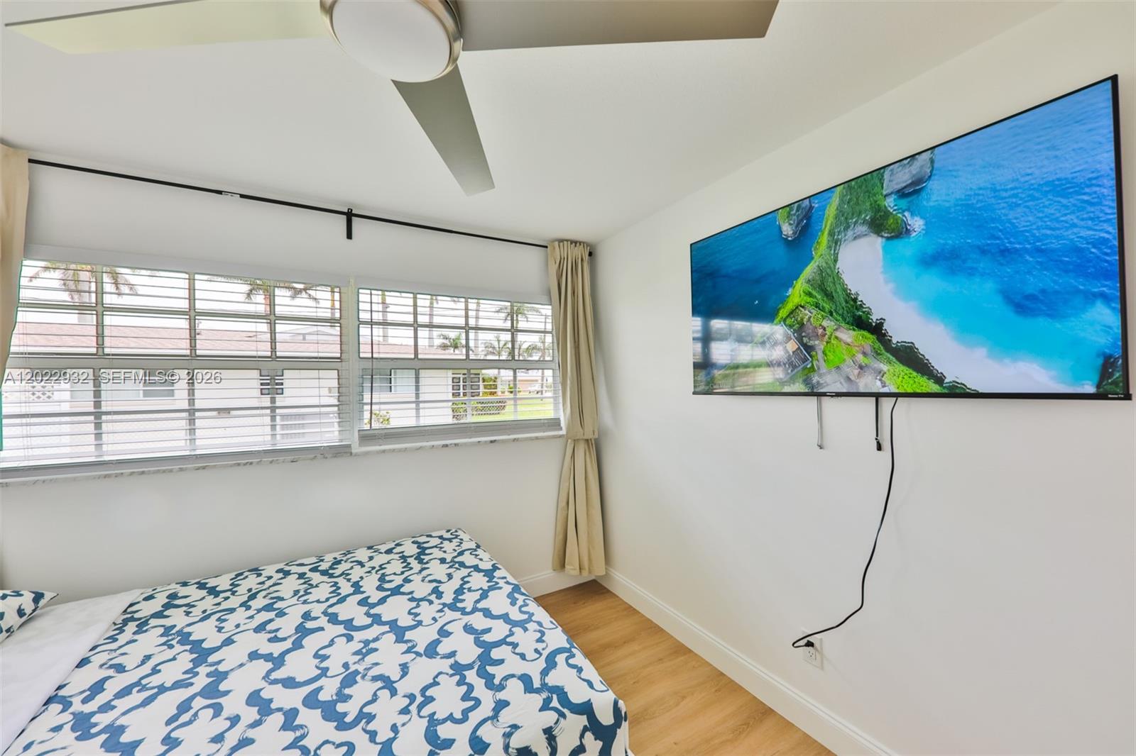 Yatch Club - Residential