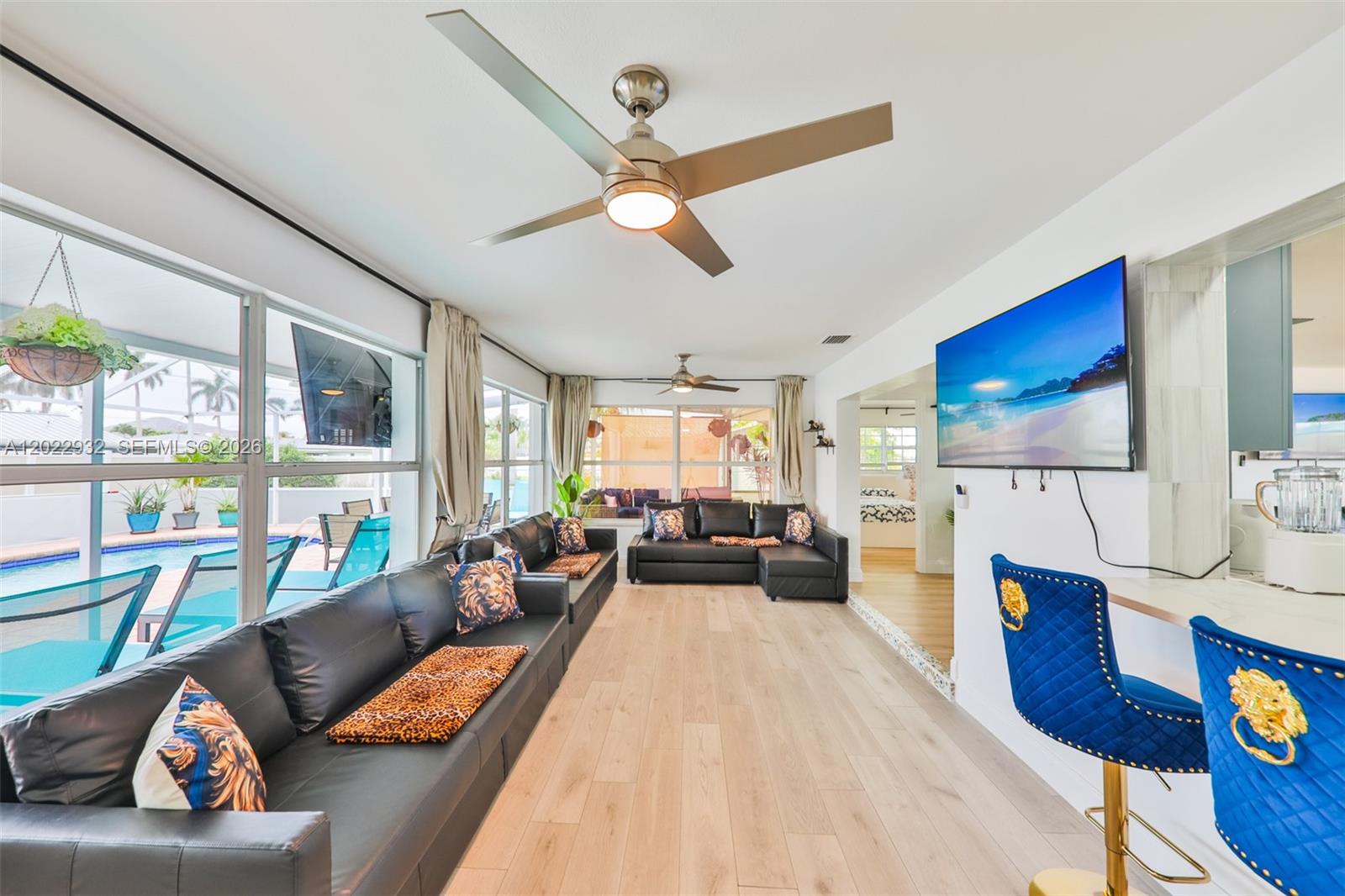 Yatch Club - Residential
