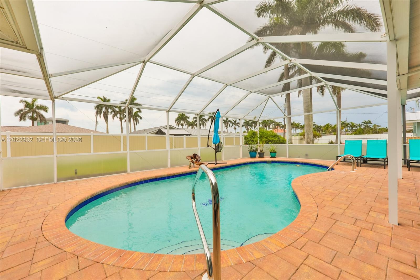 Yatch Club - Residential
