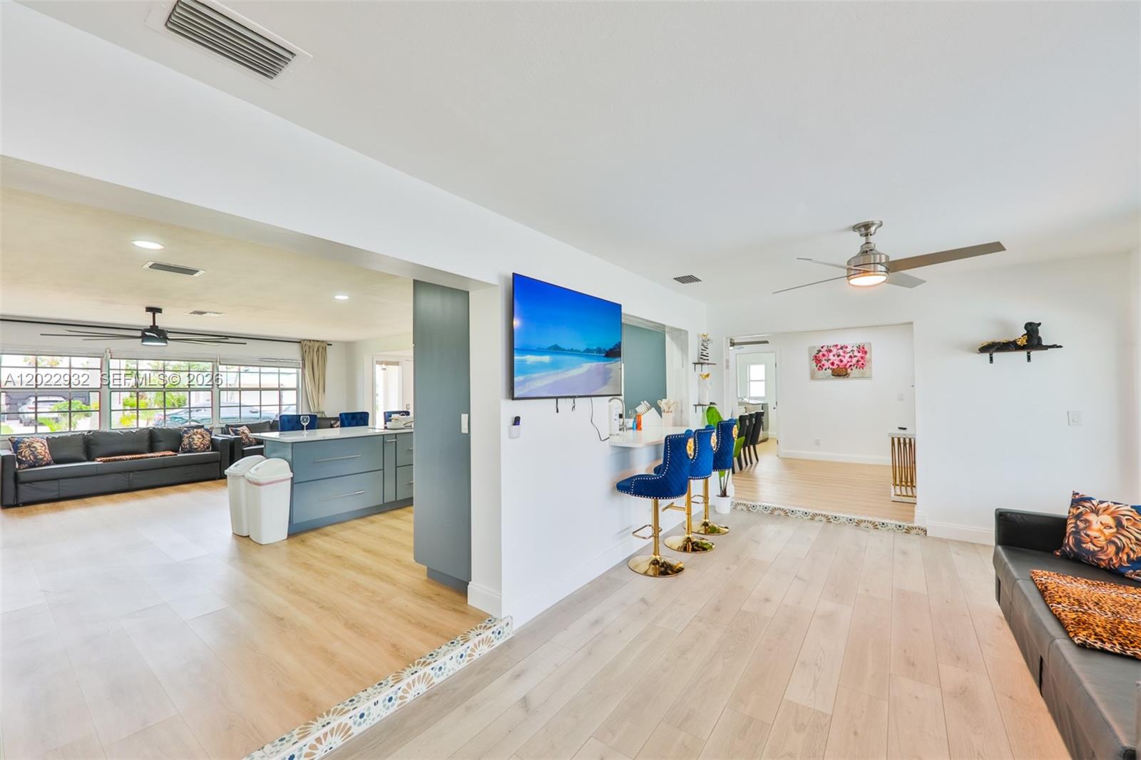Yatch Club - Residential