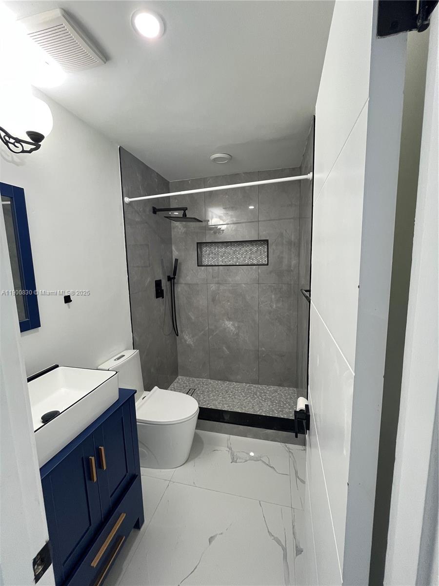 SOUTHERN ESTS - Residential Lease