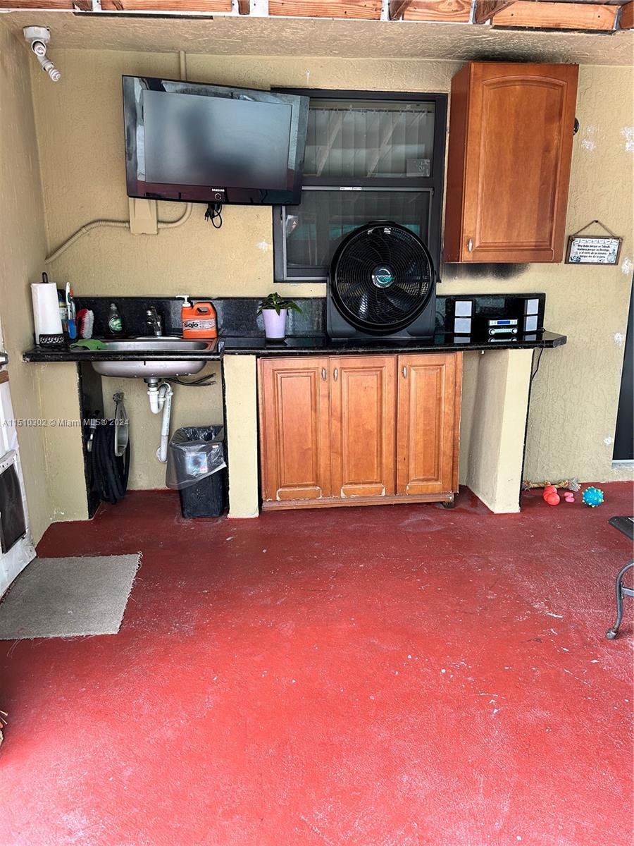 SABRINA TWINHOMES SUB - Residential