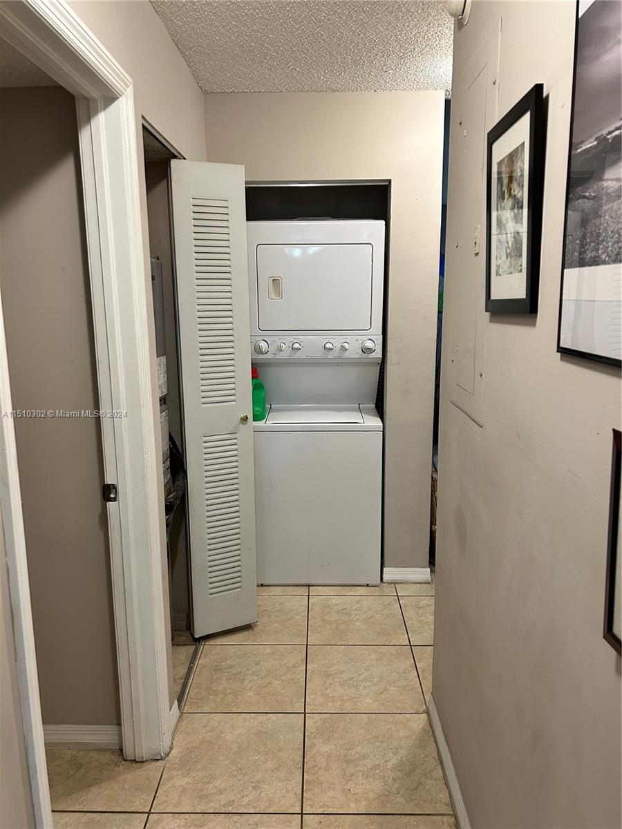 SABRINA TWINHOMES SUB - Residential