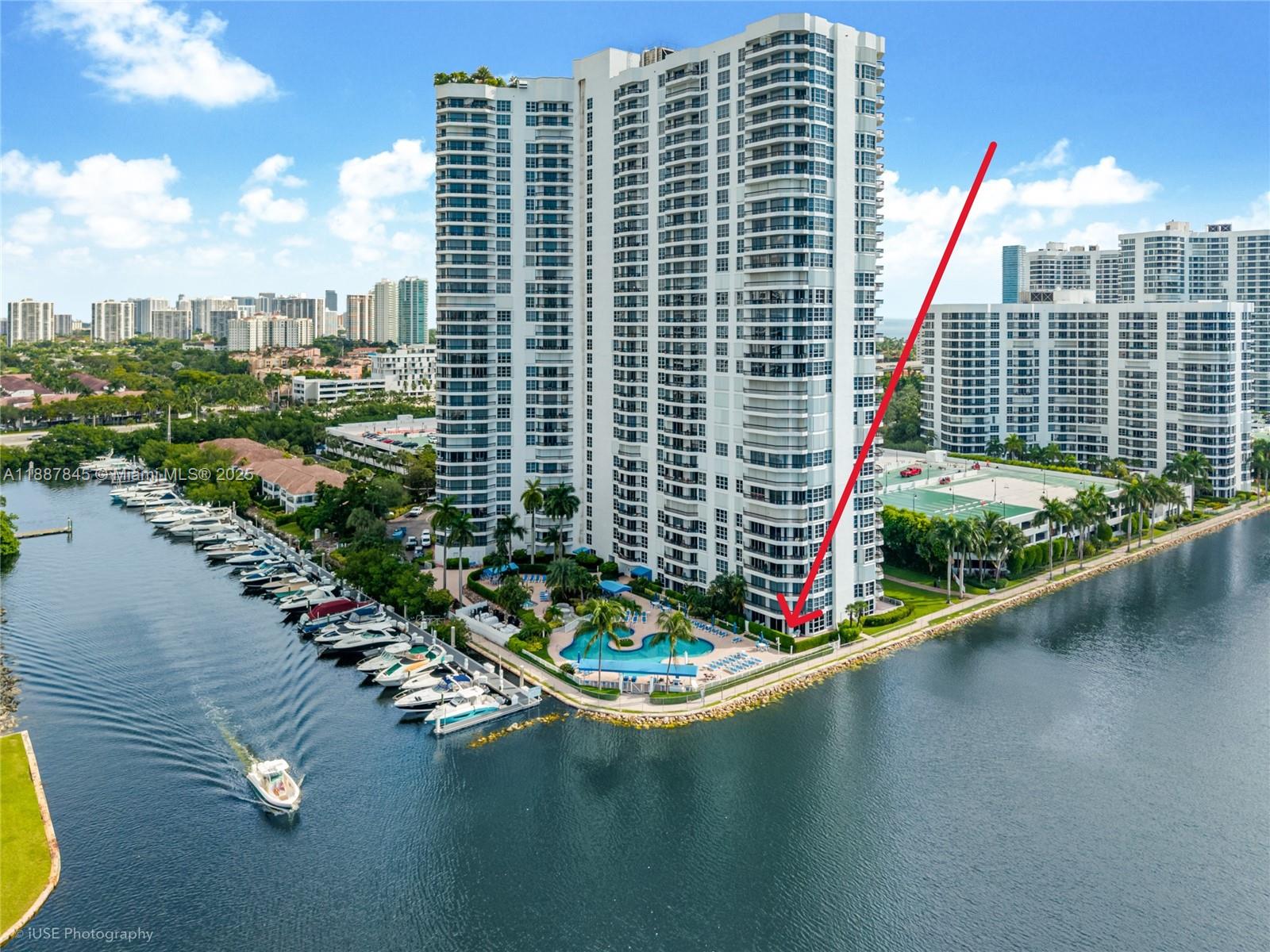 MYSTIC POINTE TOWER 500 C - Residential