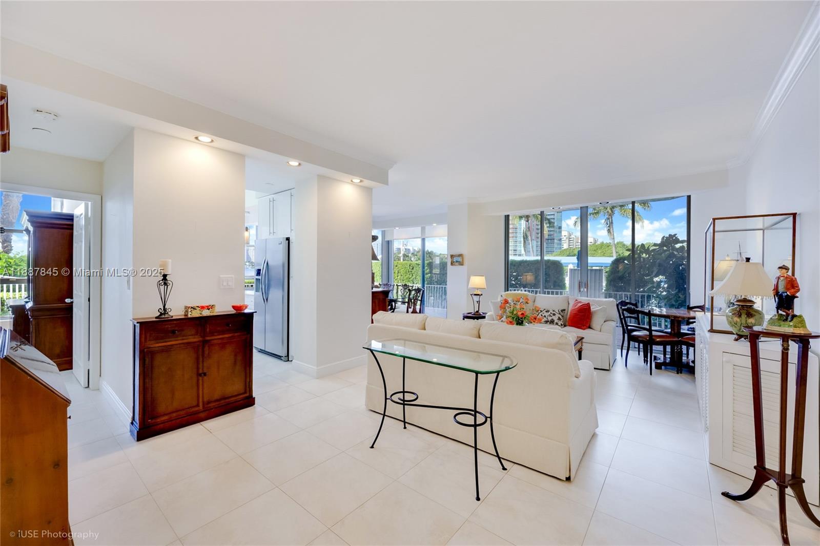 MYSTIC POINTE TOWER 500 C - Residential