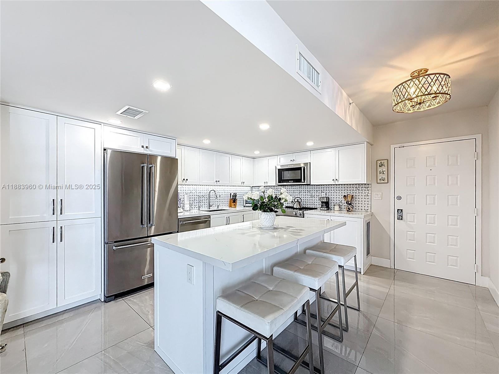 LE TRIANON CONDO - Residential