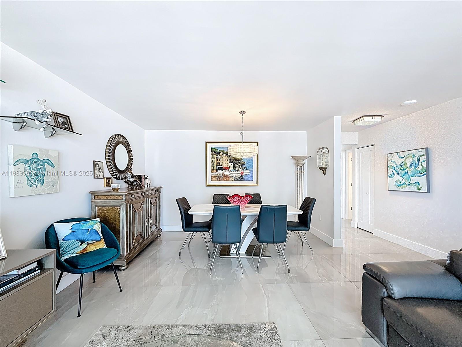 LE TRIANON CONDO - Residential