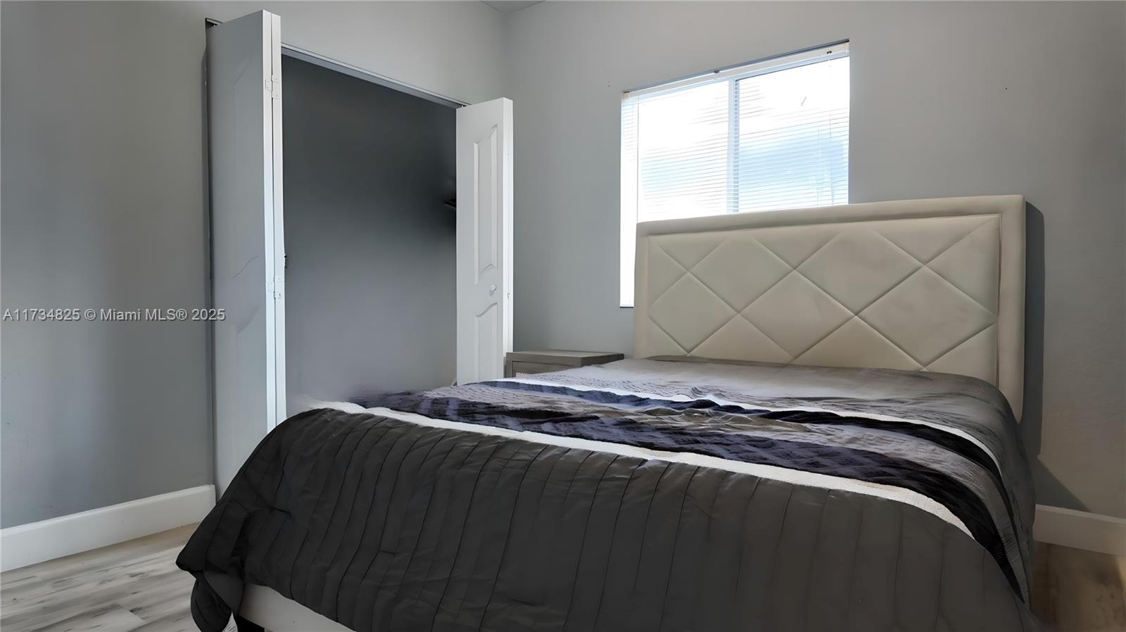 SUNNY SLOPE PK - Residential