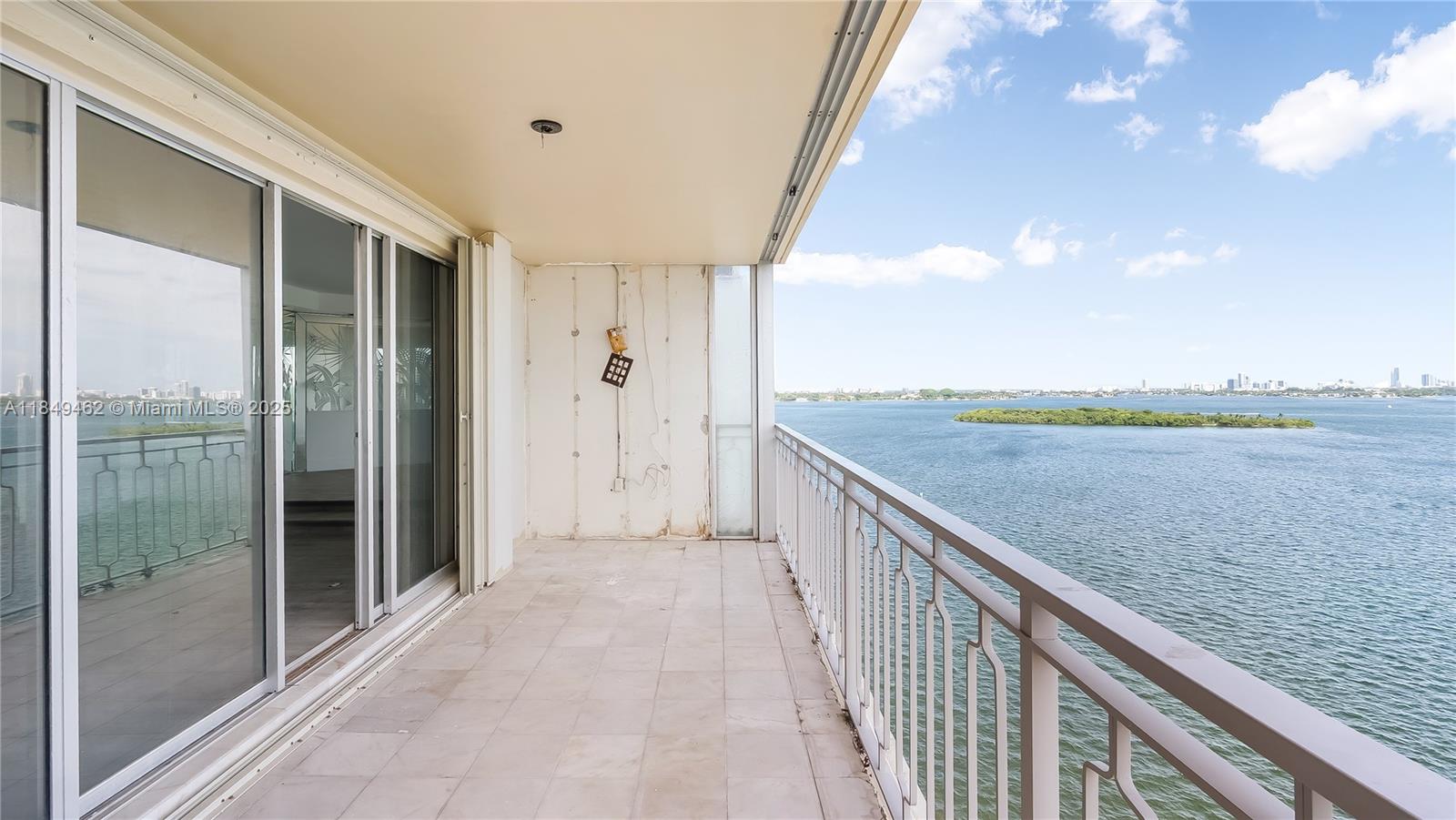 JOCKEY CLUB CONDO - Residential