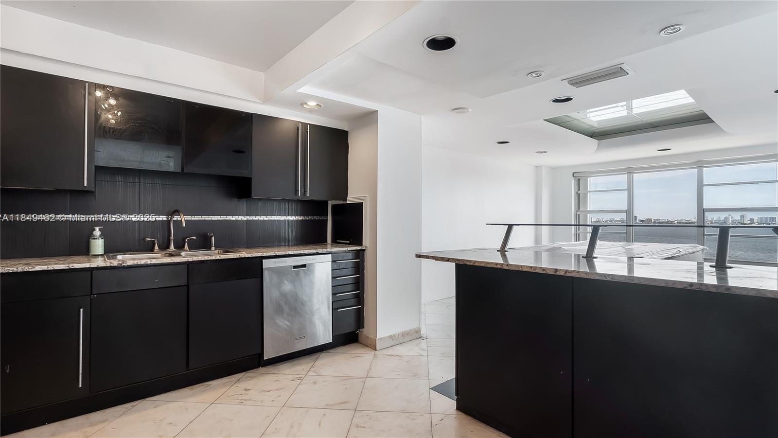 JOCKEY CLUB CONDO - Residential