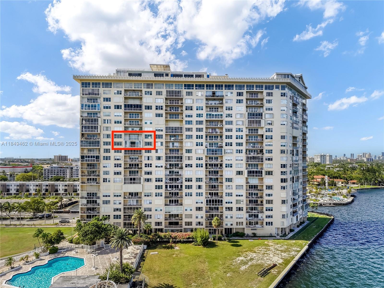 11111 Biscayne Blvd 15F