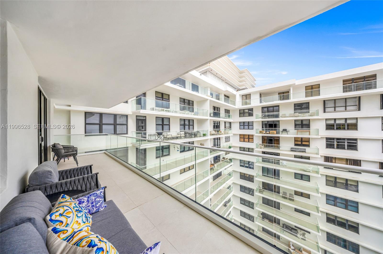BALMORAL CONDO - Residential