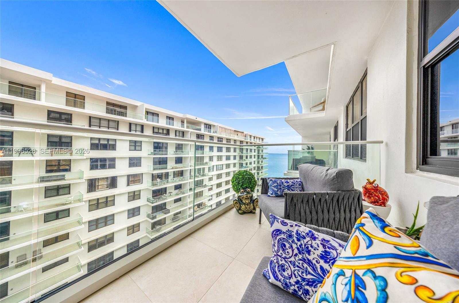 BALMORAL CONDO - Residential