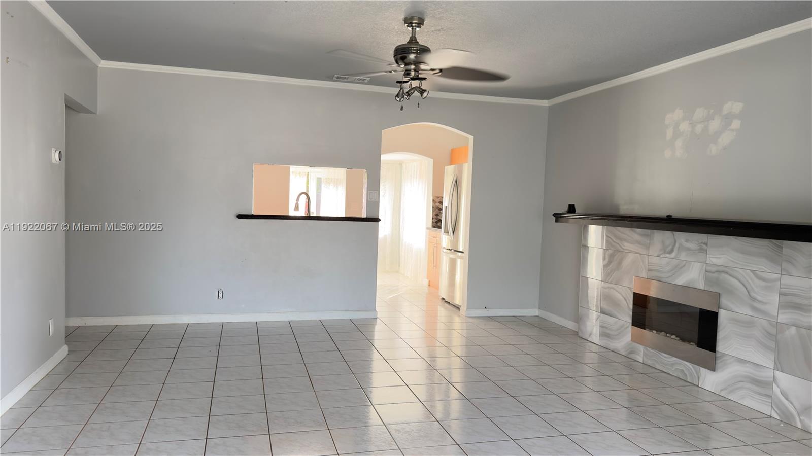 NORTH HOLLYWOOD - Residential Lease