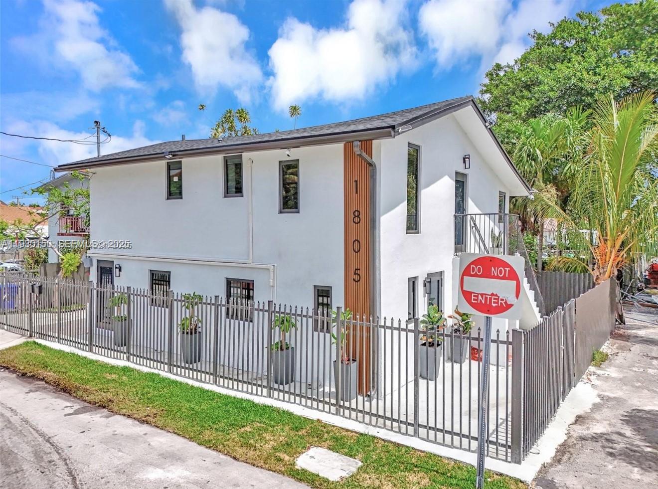 IDLEWILD PARK - Residential Lease