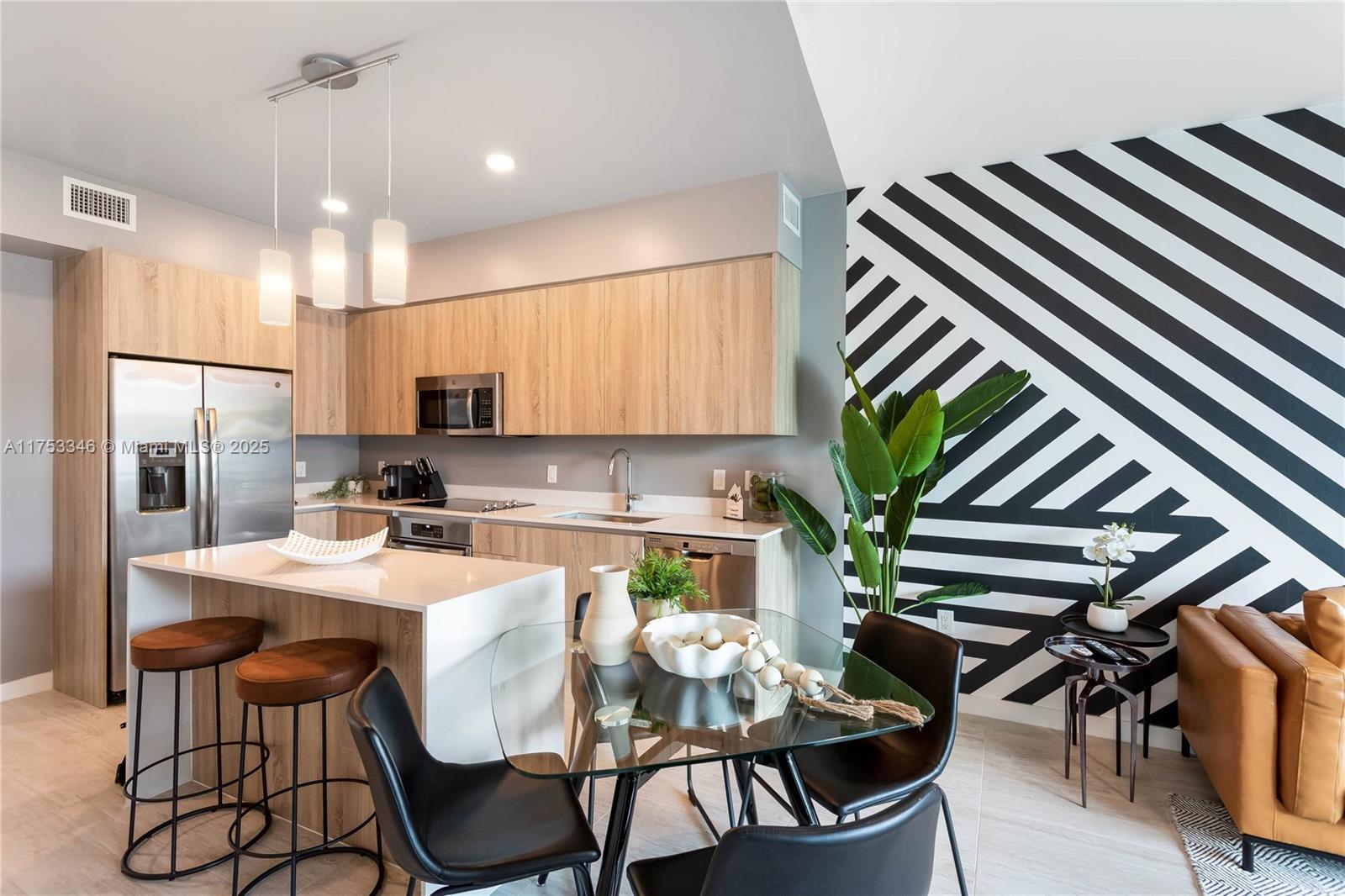 Rental Property at 3900 Biscayne Blvd S-314, Miami, Broward County, Florida - Bedrooms: 1 
Bathrooms: 1  - $4,000 MO.